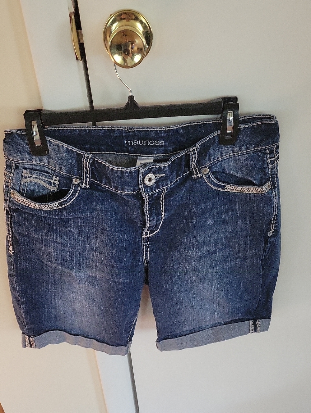 Maurices Blue Denim Rolled-Hem Women's Shorts Sz 9/10